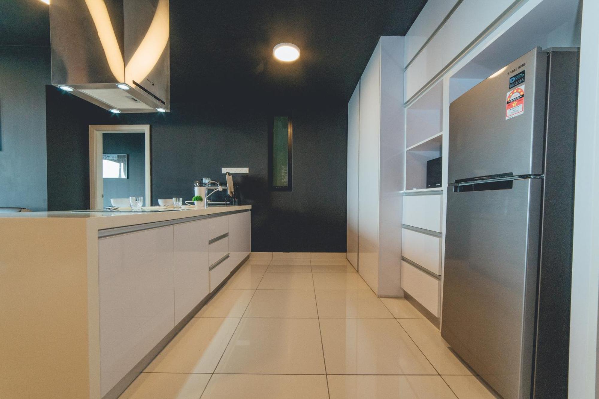 Mosaic Southkey 1br Black Stone Midvalley By Our Johor Bahru